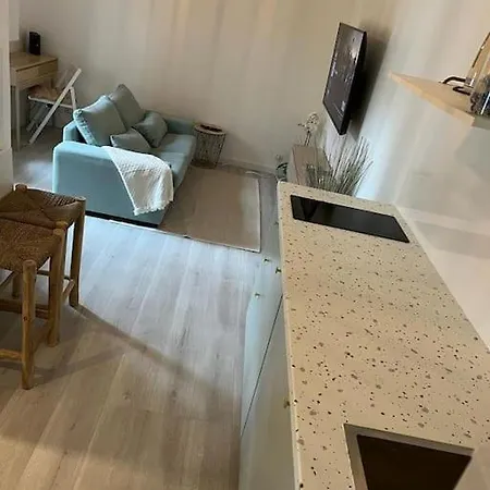 Little House * دْراسي